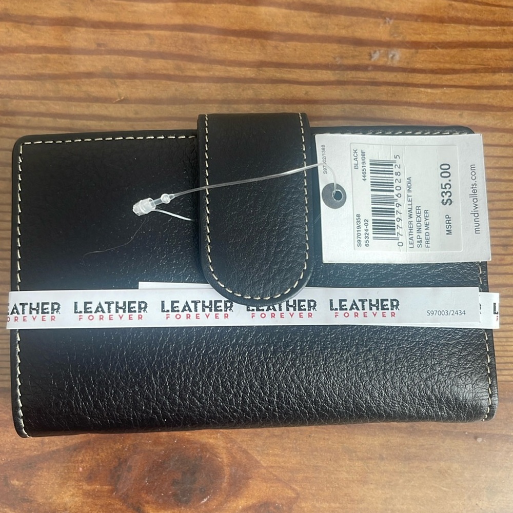 Mundi Leather Black Wallet